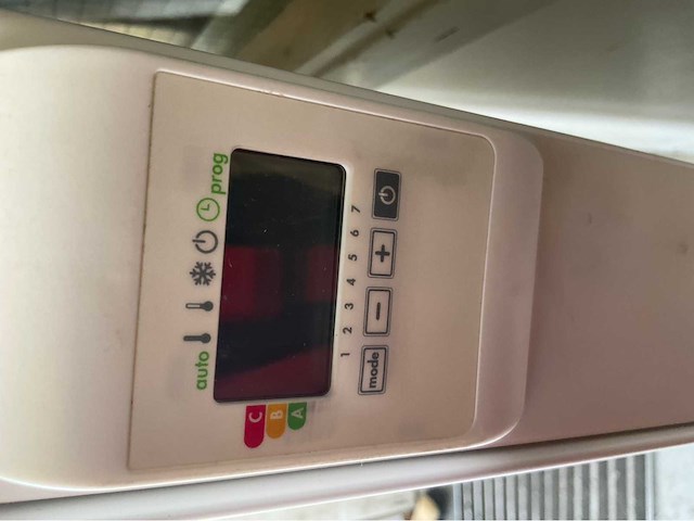 Vasco elektrische designradiator epanel 40x180cm - afbeelding 5 van  8
