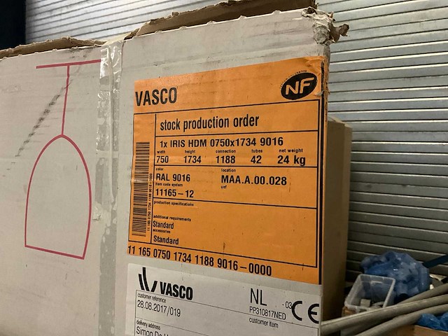 Vasco iris hdm handdoekradiator 75x173,4cm - afbeelding 2 van  4