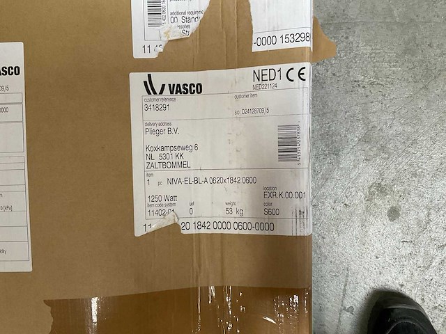 Vasco niva-el-bl-a elektrische radiator 620x1842mm met blower - afbeelding 4 van  8