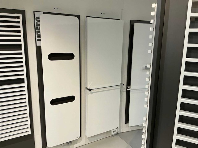 Vasco niva n1l1-el elektrische designradiator - afbeelding 1 van  5