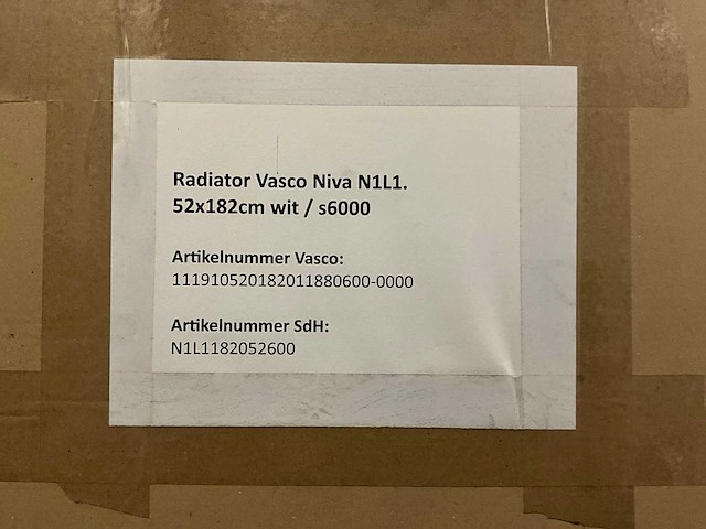 Vasco niva n1l1 handdoekradiator 52x182cm - afbeelding 2 van  3