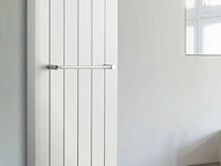 Vasco radiator handdoekbeugel chroom 720mm zelf in te korten - afbeelding 1 van  1