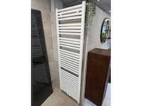 Vasco showroom radiator - afbeelding 2 van  4