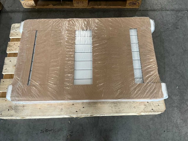 Vasco viola horizontale designradiator 650x1000mm - afbeelding 2 van  8