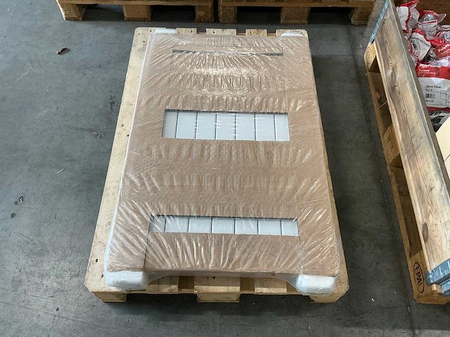 Vasco viola horizontale designradiator 650x1000mm - afbeelding 4 van  8