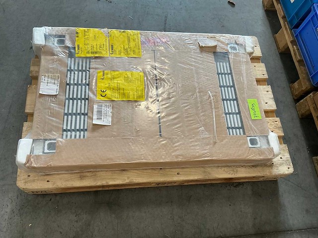 Vasco viola horizontale designradiator 650x1000mm - afbeelding 5 van  8