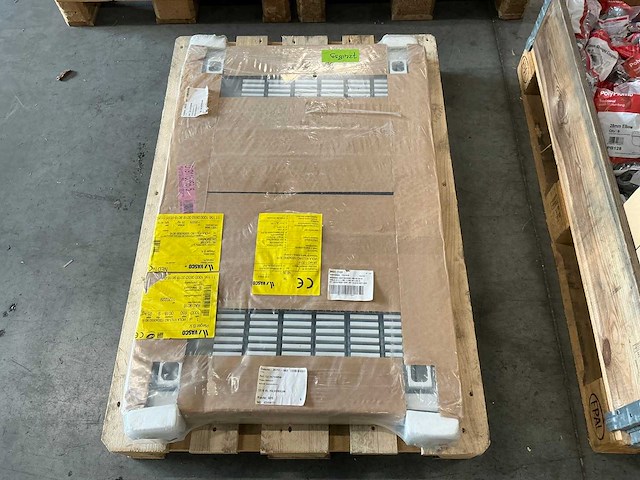 Vasco viola horizontale designradiator 650x1000mm - afbeelding 6 van  8