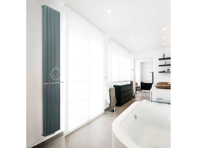 Vasco zana zv-1 designradiator 384x1800mm - afbeelding 1 van  4