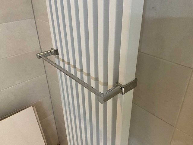 Vasco zana zv-1 verticale designradiator - afbeelding 4 van  7