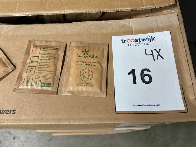 Vaseline universal cut flower food bloemvoeding in zakjes (4x) - afbeelding 3 van  7