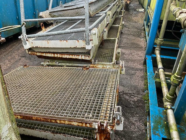 Vaste trap en bordessen - afbeelding 5 van  5