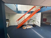 Vaste trap incl. leuning en balustrade - afbeelding 6 van  6