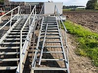 Vaste trap met bordes - afbeelding 4 van  10