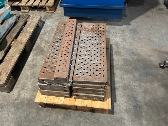 Vaste trap trede (12x) - afbeelding 2 van  3