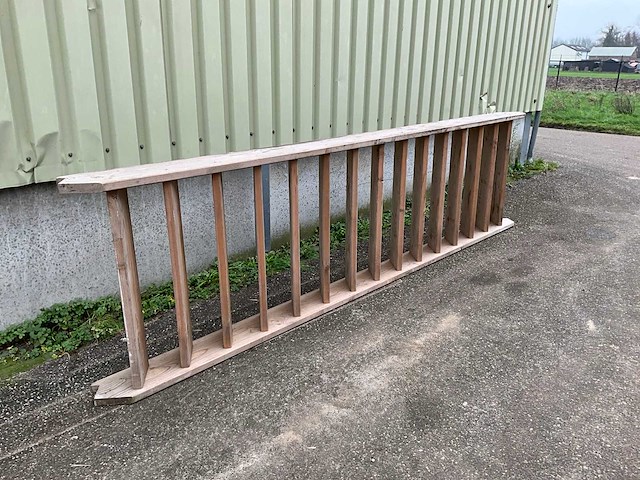 Vaste trap - afbeelding 3 van  4