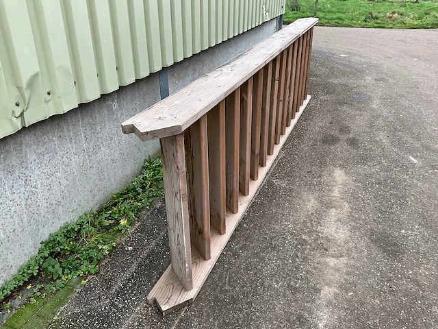 Vaste trap - afbeelding 4 van  4