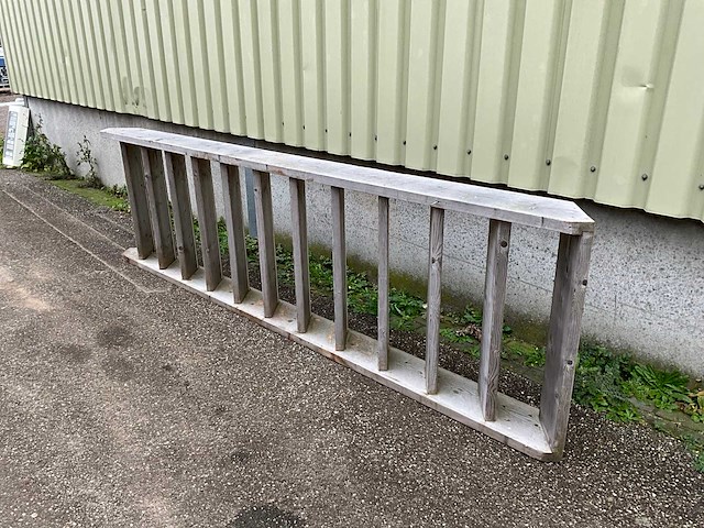 Vaste trap - afbeelding 2 van  3