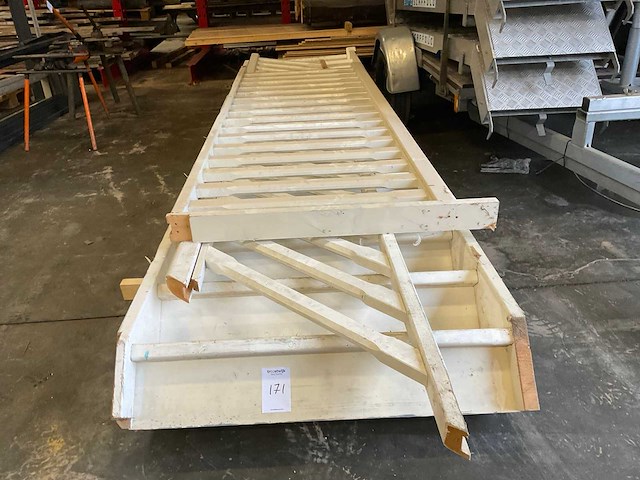 Vaste trap - afbeelding 4 van  5