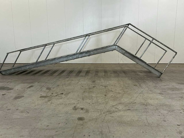 Vaste trap - afbeelding 7 van  10