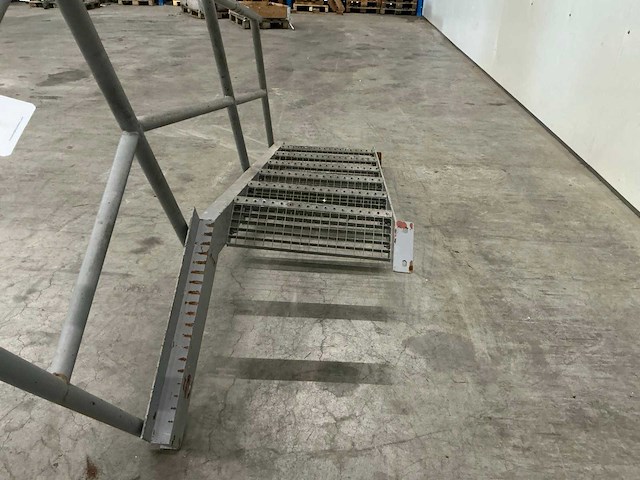 Vaste trap - afbeelding 5 van  5