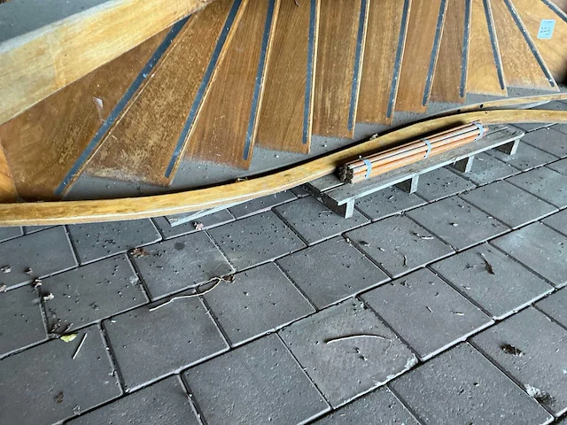 Vaste trap - afbeelding 4 van  4