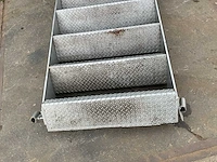 Vaste trap - afbeelding 2 van  5