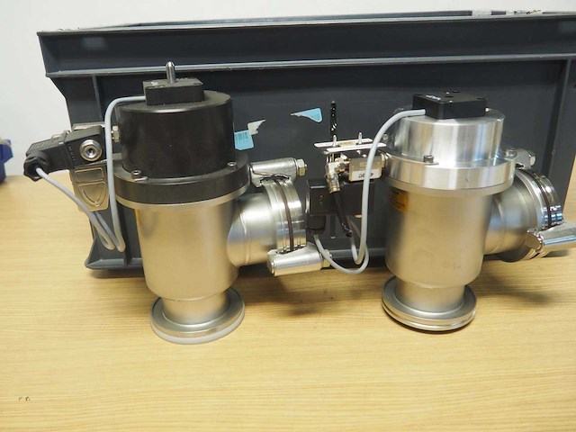 Vat - elektronische vacuumkleppen/vacuumafsluiters (6x) - afbeelding 1 van  7