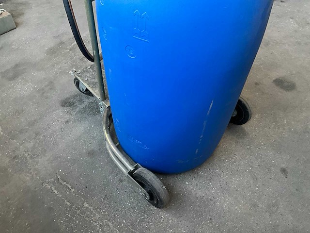 Vat adblue - afbeelding 3 van  6