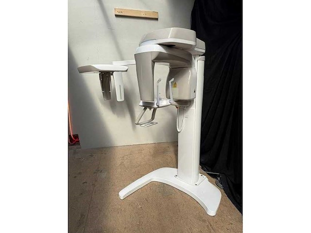 Vatech - pax-i - dental panoramic x-ray system (opt/opg) - 2021 - afbeelding 1 van  8