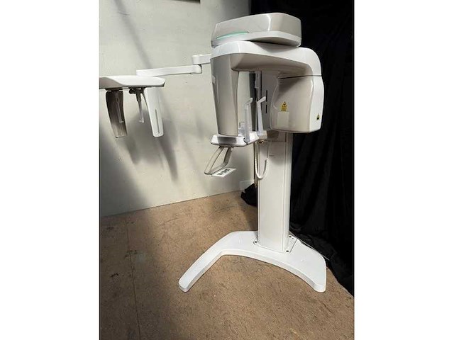 Vatech - pax-i - dental panoramic x-ray system (opt/opg) - 2021 - afbeelding 3 van  8