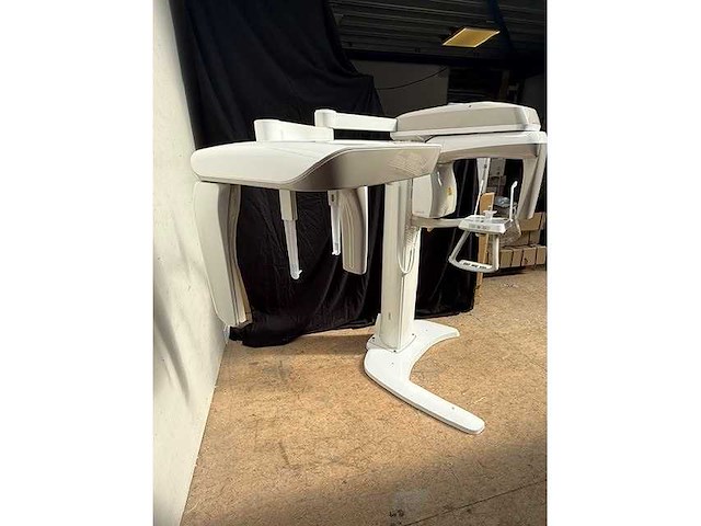 Vatech - pax-i - dental panoramic x-ray system (opt/opg) - 2021 - afbeelding 4 van  8
