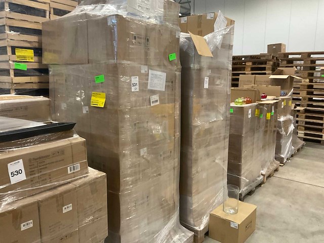 Vazen (2x) - afbeelding 1 van  7