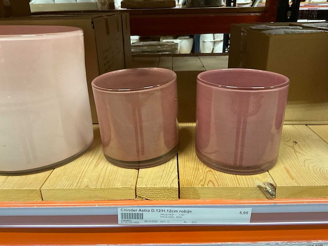 Vazen, bloempotten, cilinders - afbeelding 5 van  20