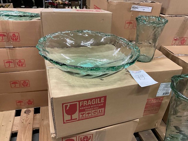 Vazen en schalen - afbeelding 17 van  17