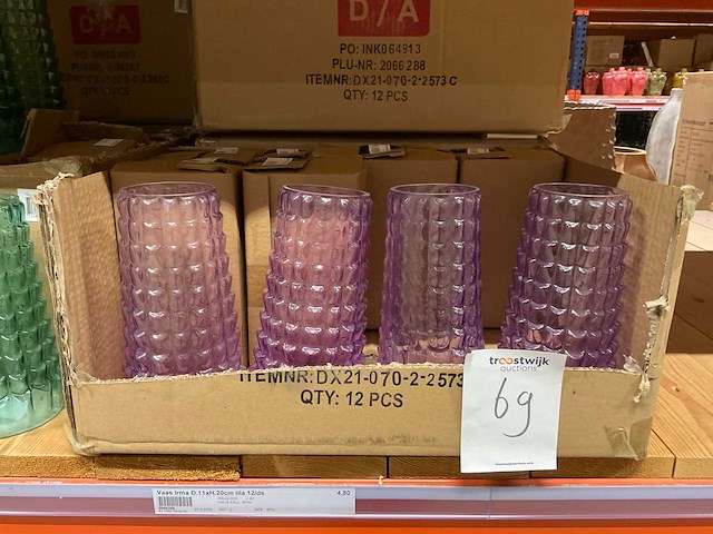 Vazen, kannen - afbeelding 4 van  19