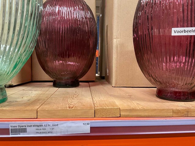 Vazen, kannen - afbeelding 13 van  19