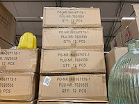 Vazen, kannen - afbeelding 16 van  19