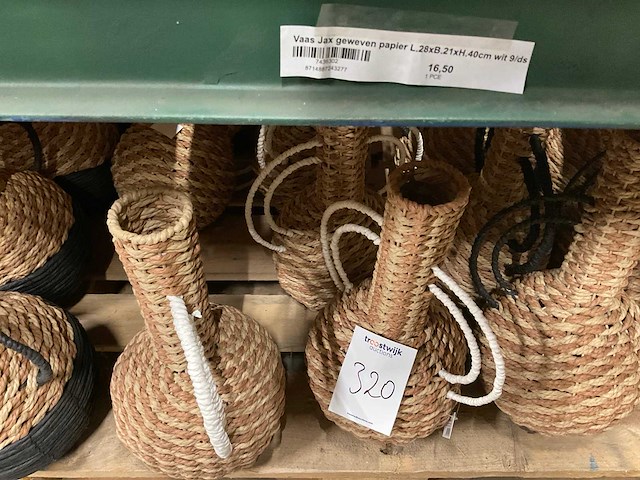 Vazen, lantaarns - afbeelding 9 van  22