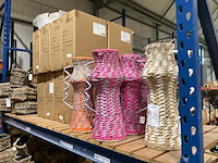 Vazen, lantaarns - afbeelding 12 van  22