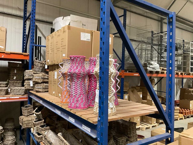 Vazen, lantaarns - afbeelding 22 van  22