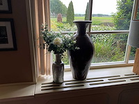 Vazen met kunstbloemen (2x) - afbeelding 1 van  2