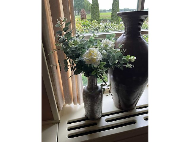 Vazen met kunstbloemen (2x) - afbeelding 2 van  4