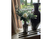 Vazen met kunstbloemen (2x) - afbeelding 2 van  4