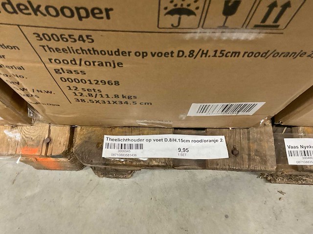 Vazen, theelichthouders, flesjes - afbeelding 2 van  21