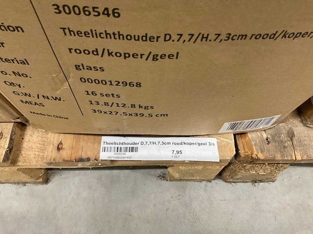 Vazen, theelichthouders, flesjes - afbeelding 8 van  21