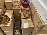 Vazen, theelichthouders, flesjes - afbeelding 15 van  21