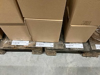 Vazen, theelichthouders, flesjes - afbeelding 18 van  21