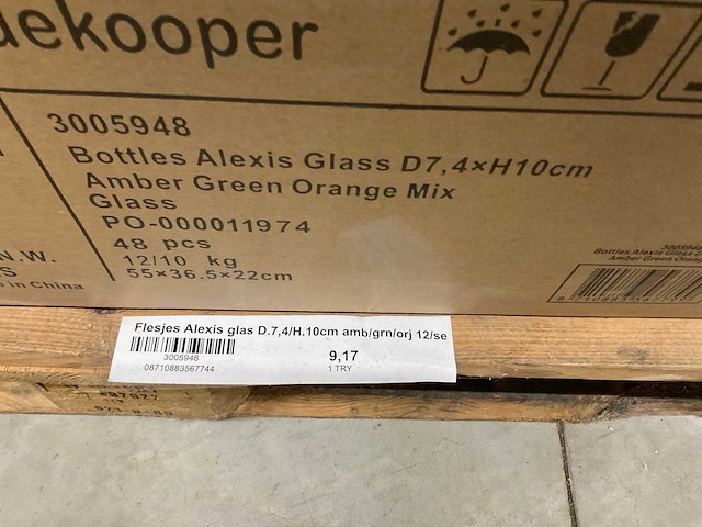 Vazen, theelichthouders, flesjes - afbeelding 11 van  14