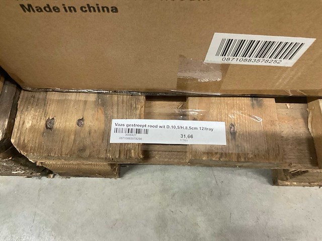 Vazen, theelichthouders, flesjes - afbeelding 14 van  14