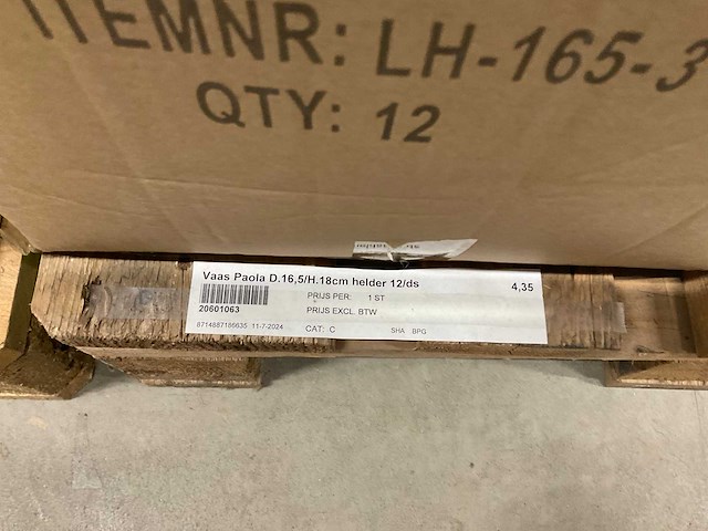 Vazen, waxinelichthouders, windlichten - afbeelding 6 van  19